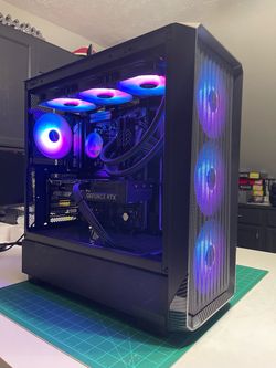 Ultimate Next-Gen Gaming PC | Ryzen 7 7800X3D | RTX 5070 12GB | 32GB DDR5