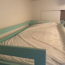 Twin Loft Bed 