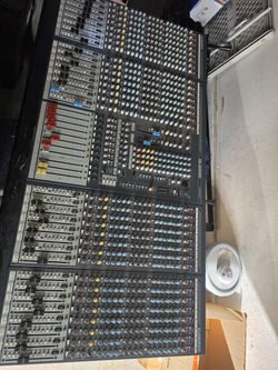 ALLEN & HEATH GL2800 48-Channel Analog Console – Pro Touring Board – 🔥