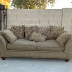 Couch/Love Seat