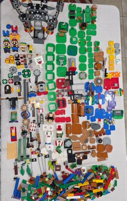 LEGO Super Mario HUGE Lot – Mario Luigi Figures Characters Castle Parts, Pieces