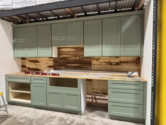 RTA framed/shaker cabinet wholesale price to public, in stock local
