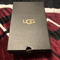 Man Ugg Size 12