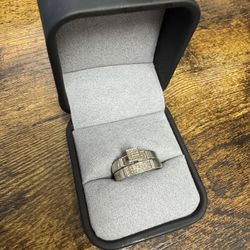 Beautiful Engagement Ring! 