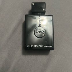 club de nuit intense man