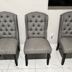 Set of 6 dining chairs