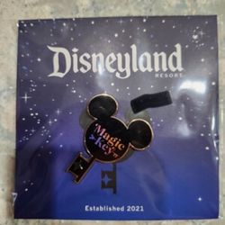 Disney key Pin 