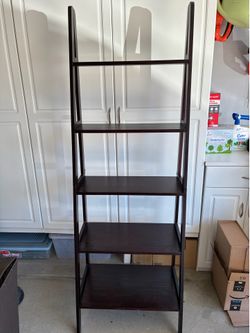 5-tier triangle bookshelf