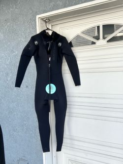 Brand New Matuse Scipio Full Wetsuit with Tags Size M 3MM