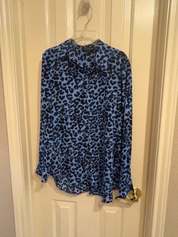 Ladies Blouse Size Small