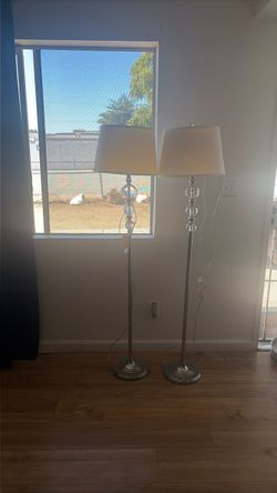 Set of 2 floor lamps