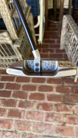 LINK.1 putter with head cover lab. golf