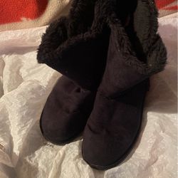 Black Bearpaw Boots