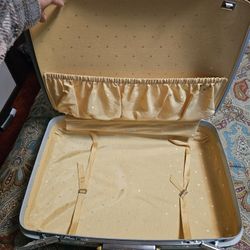 Nice Vintage Samsonite Suitcase Yellow Hardside