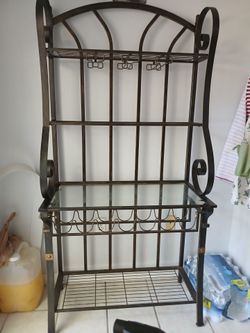 Wine rack / baker's rack