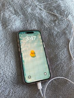 iPhone 16 plus pink