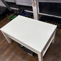 Coffee Table (Good Condition)