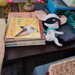Books, 7 Skippy Jon Jones, 1 Sticker Book Unused And  Stuffed Animal