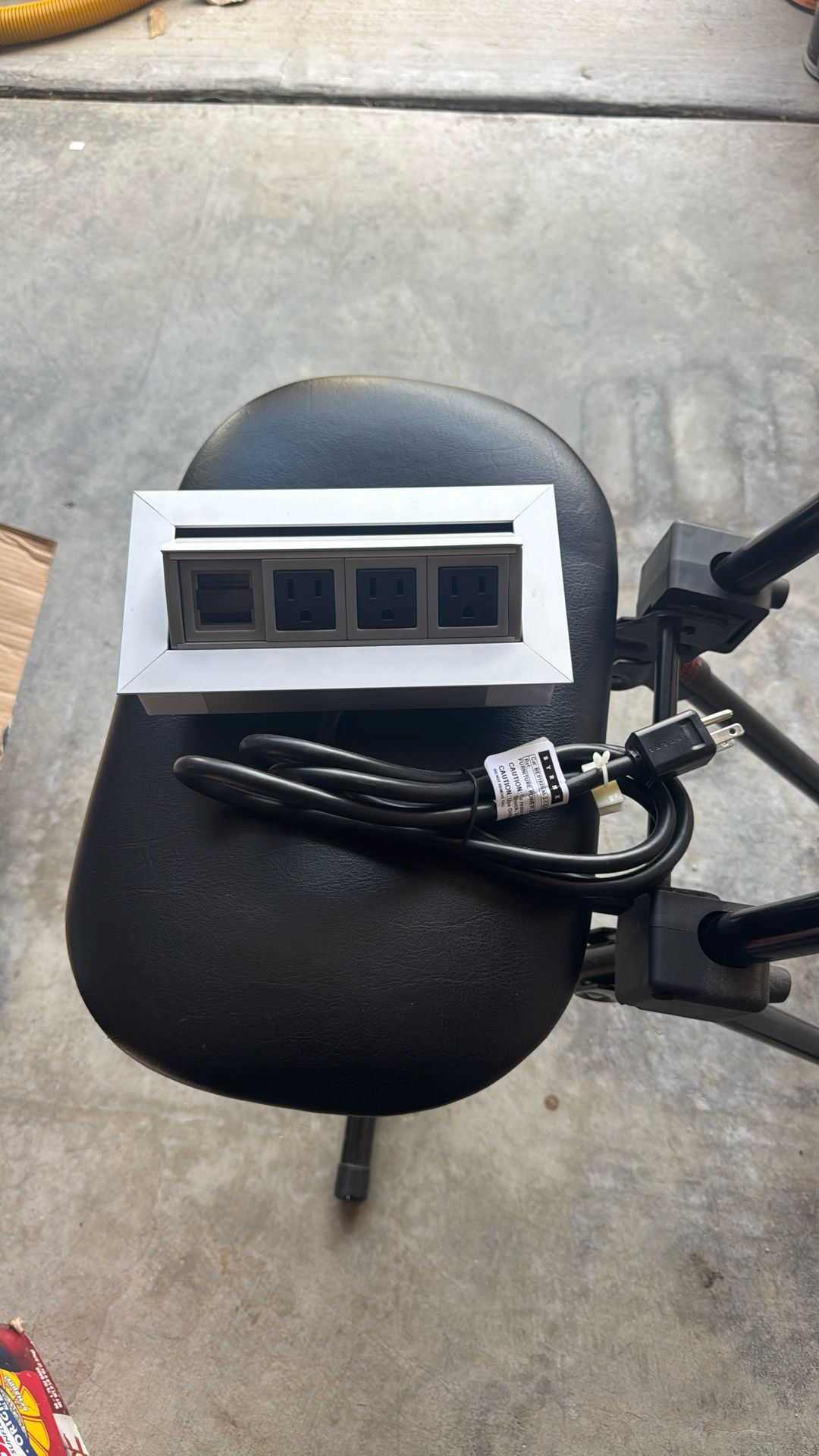 CONFERENCE TABLE POWER MODULE 