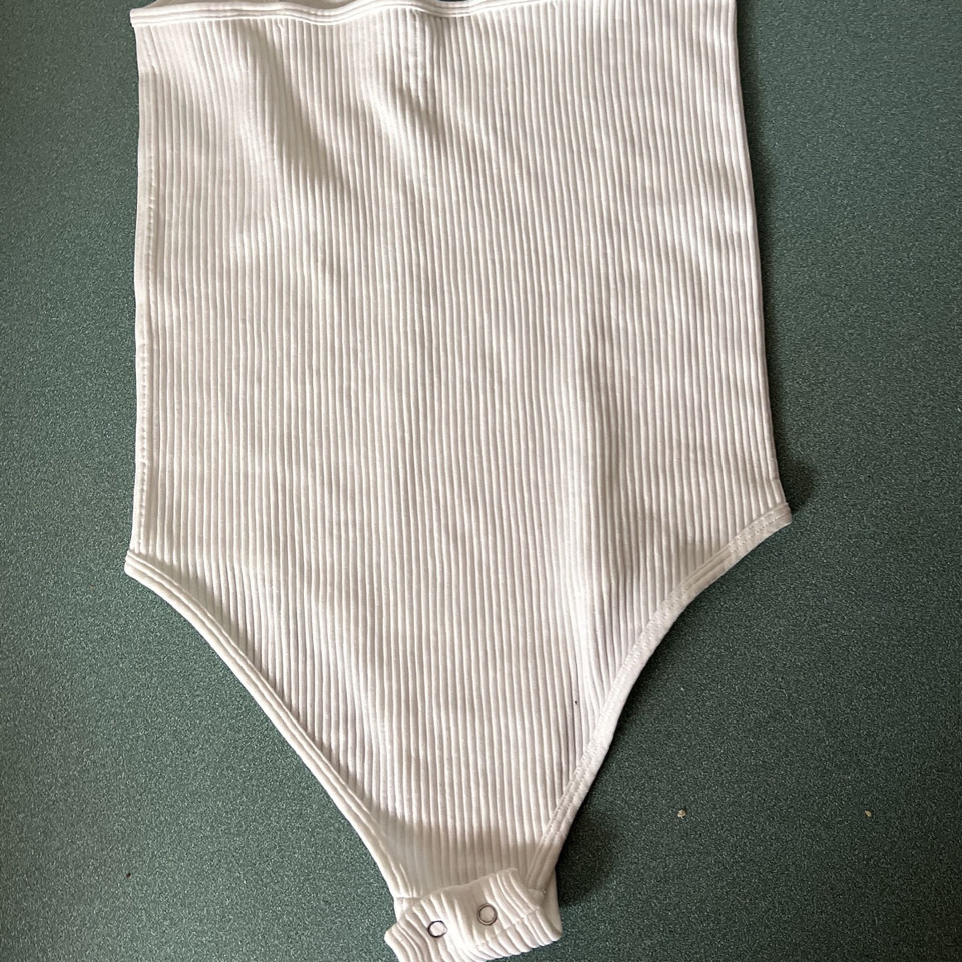 Elle Ribbed. Knit Bodysuit White.