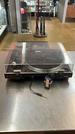 AUDIO TECHNICA AT-LP120Xusb turn table