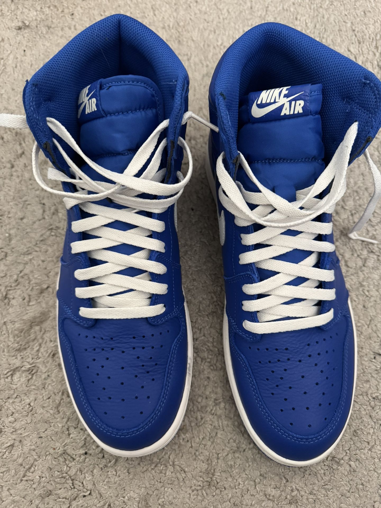 Jordan 1 Hyper Royal/Sail-Hyper Royal Size 13 (like new)