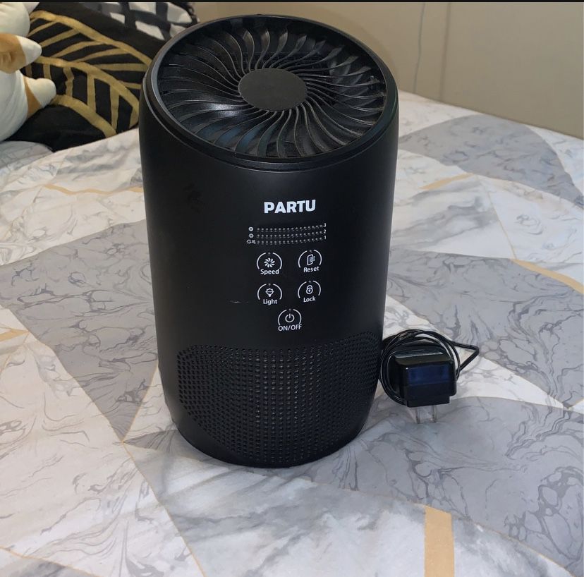 Hardly Used Air Purifiers for Home/bedroom