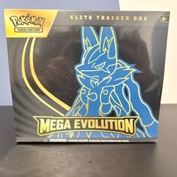Pokemon TCG (ELITE TRAINER BOX) Lucario