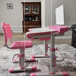 Kids desk and chair set