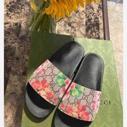 Sandals Gucci Size 6