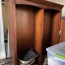 Wooden Bookshelf