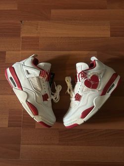 Air Jordan 4 “Valentines Day”