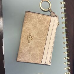 Coach Small Wallet With Zipper
