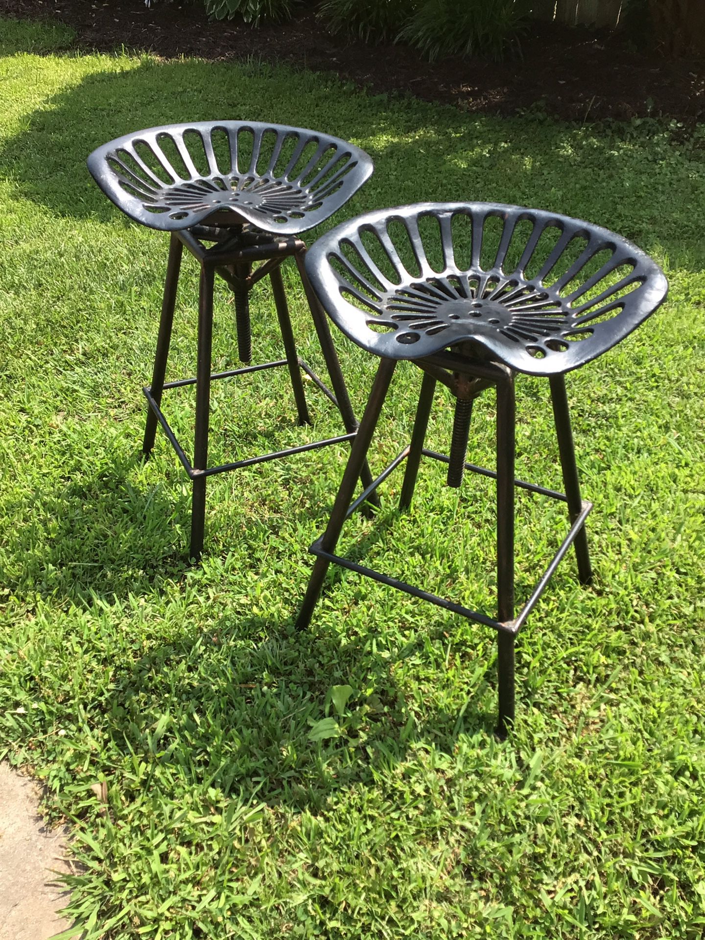 Farm House Bar Stools With Adjustable Tractor Seats…like New Condition…