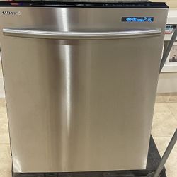 “SAMSUNG” All Stainless Steel Dishwasher With Stainless Steel Tub In Excellent Working Condition  - Can Be Delivered To Your Door 