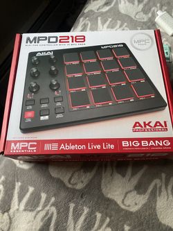 MPD218 Beat Machine
