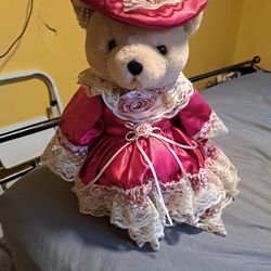 Antique Heritage Special Edition Bear 
