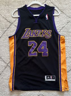 Lakers Bryant Size Small $40