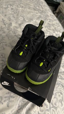 Nike Sneakers for boys size 6C