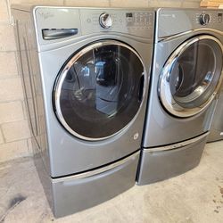 Whirlpool Front Loading Washer And Stackable Gas Dryer Set With Pedestals 