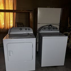Whirl Pool Washer And Dryer 