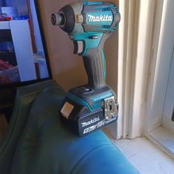 Makita Xdt14