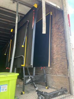 Ping pong table