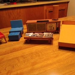 Vintage Barbie Dream House (1962) Furniture 