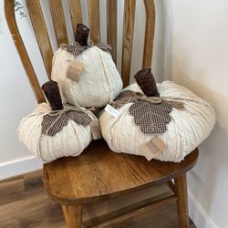 Set of 3 Neutral Knit Pumpkins – Fall Décor