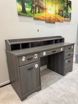 South Shore Versa Study / Computer Desk – Gray Maple