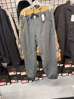 large 686 infiniti dry 20k rated snowboard ski pants located at sin city snowboards