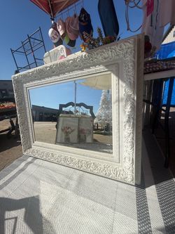 Beaurifull mirror H 50”L 38”