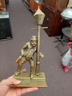 Vintage Brass Ornament Drunk Man Leaning On Lamppost Sculpture