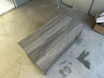 Gray wood-look coffee table with X-side design Farm House Stile